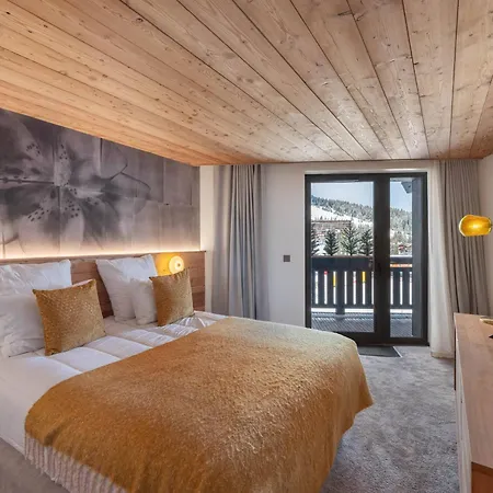 Magnifique Duplex Neuf A 1850 Avec Acces Direct Aux Pistes, Et Piscine - Fr-1-564-106